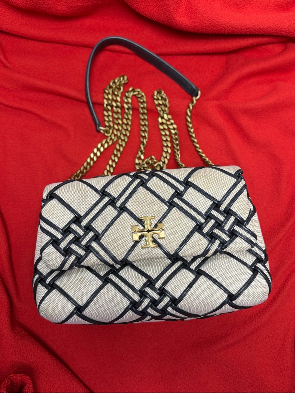 Tory Burch Cream Shoulder Bag with Black Woven Trim and Gold Hardware - Picture 2 of 13